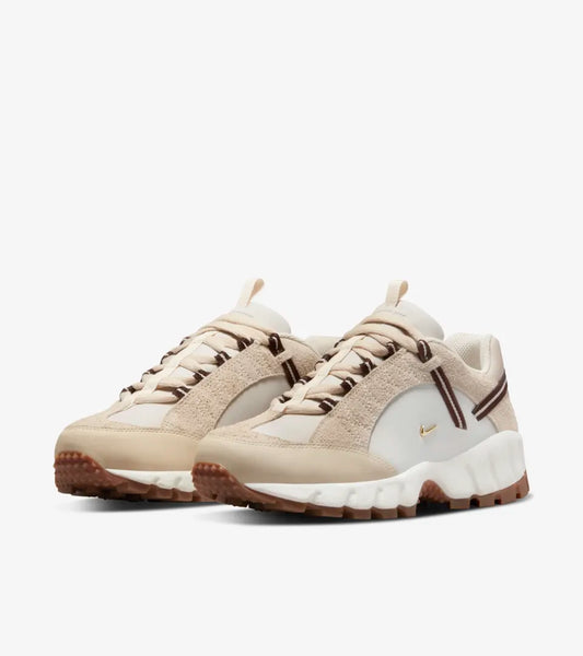 Nike Air Humara LX Jacquemus Light Bone