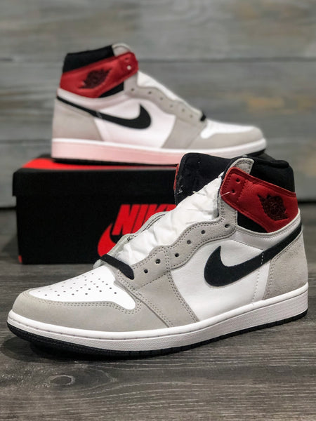 Jordan 1 Retro High Light Smoke Grey