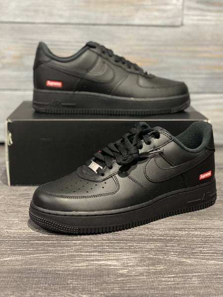 Nike X Supreme Air Force 1 Black