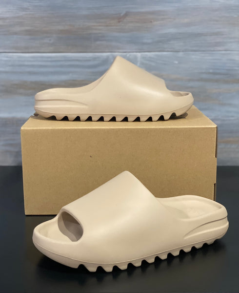 Yeezy Slide Pure