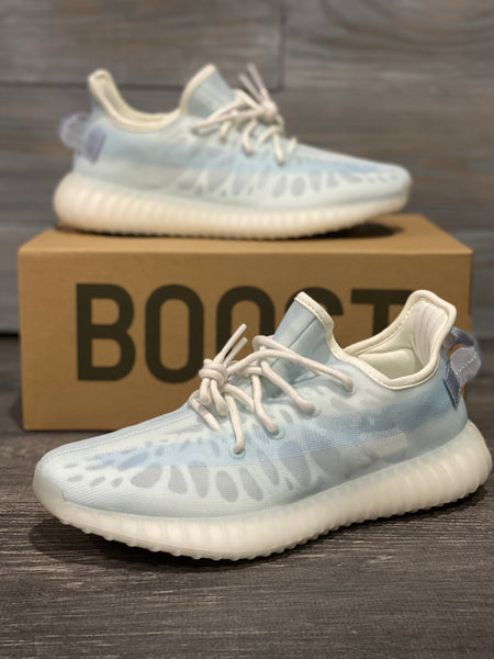 Yeezy 350 V2 Mono Ice