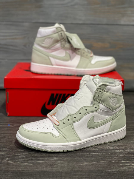 Jordan 1 Seafoam (W)